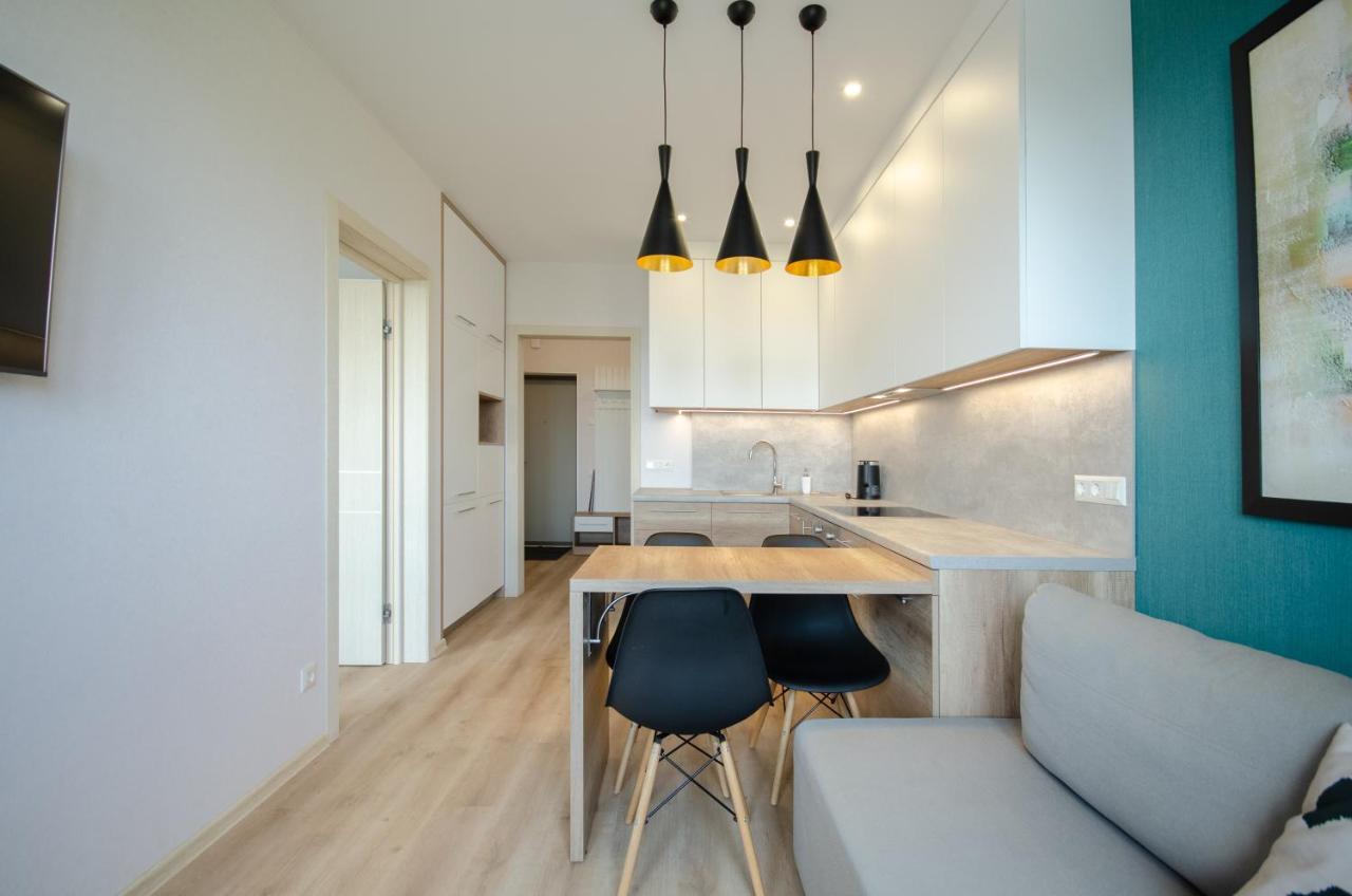 Petrovdom 5-25 In Cozy Apartment In Residential Complex "Beresteiskyi" 키예프 외부 사진