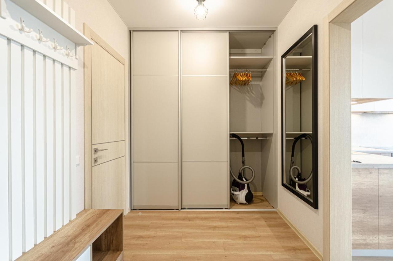 Petrovdom 5-25 In Cozy Apartment In Residential Complex "Beresteiskyi" 키예프 외부 사진
