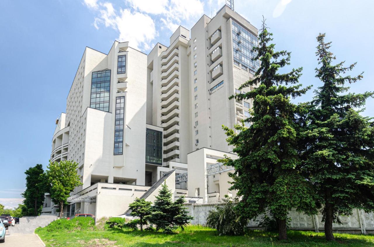 Petrovdom 5-25 In Cozy Apartment In Residential Complex "Beresteiskyi" 키예프 외부 사진