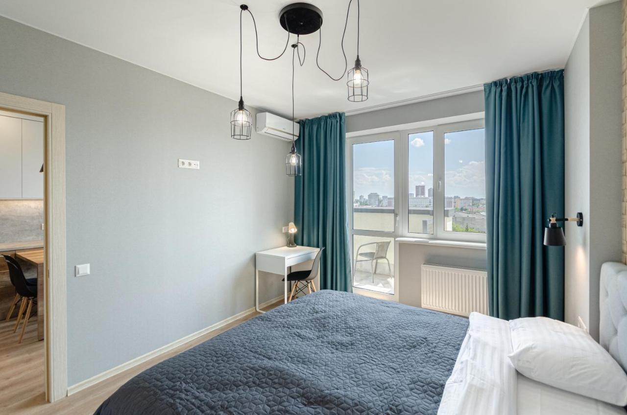 Petrovdom 5-25 In Cozy Apartment In Residential Complex "Beresteiskyi" 키예프 외부 사진