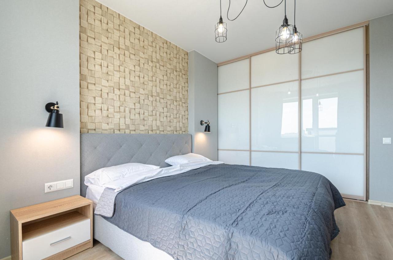 Petrovdom 5-25 In Cozy Apartment In Residential Complex "Beresteiskyi" 키예프 외부 사진